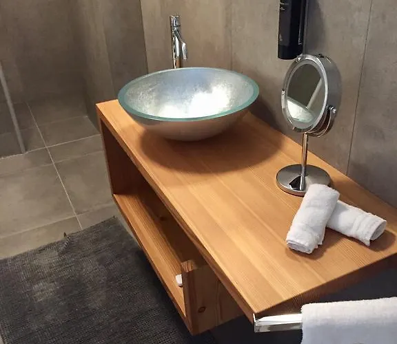 Апартаменты M-loft Merangardenvilla Мерано